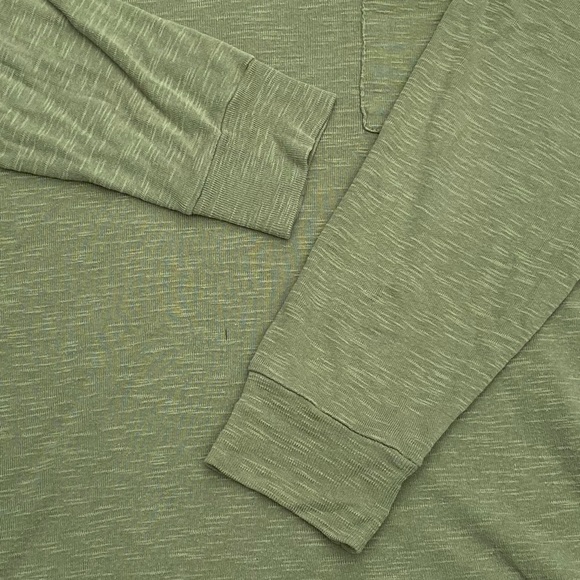 Saturday’s Green Heather long sleeve slightly worn - Picture 6 of 6